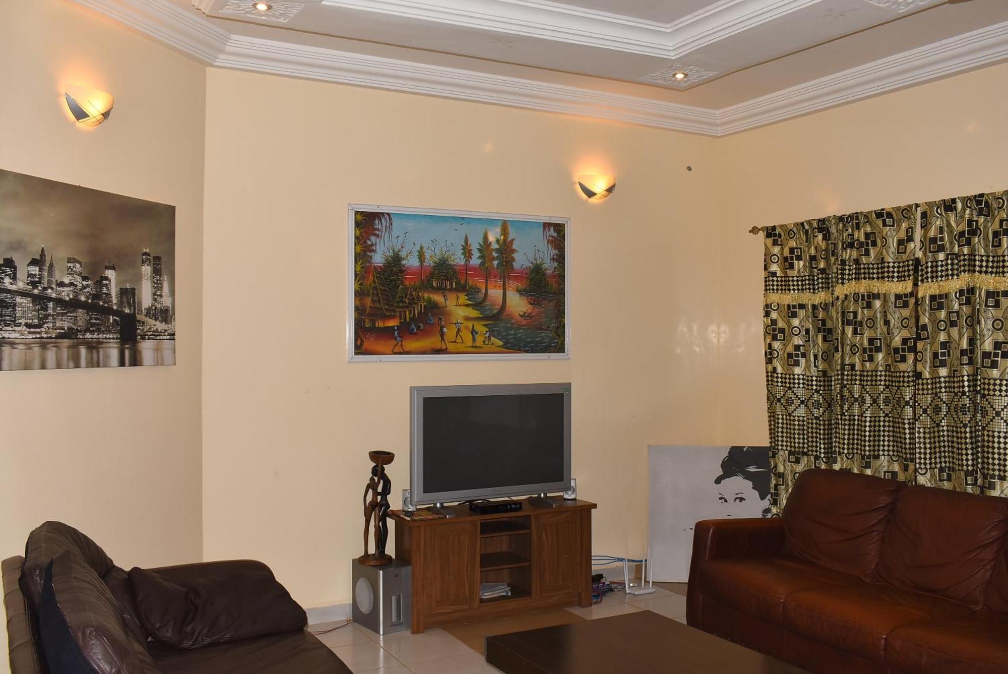 Londoninnn Bijilo Ngoại thất bức ảnh